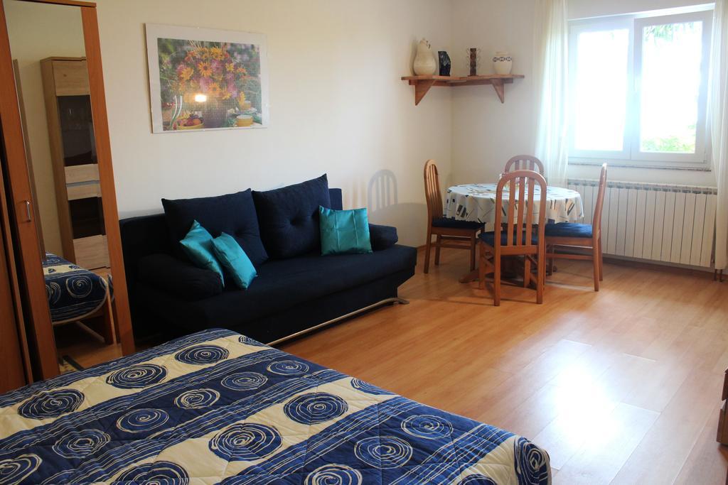Apartments Anicic Ičići Eksteriør billede